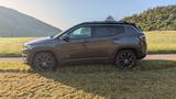 Jeep Compass Lim. 1.4 Turbo, Standheiz., Leder, AHK - Jeep Compass mit Panoramadach