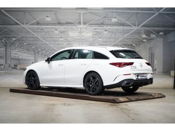 Mercedes CLA 180 Shooting Brake - 2
