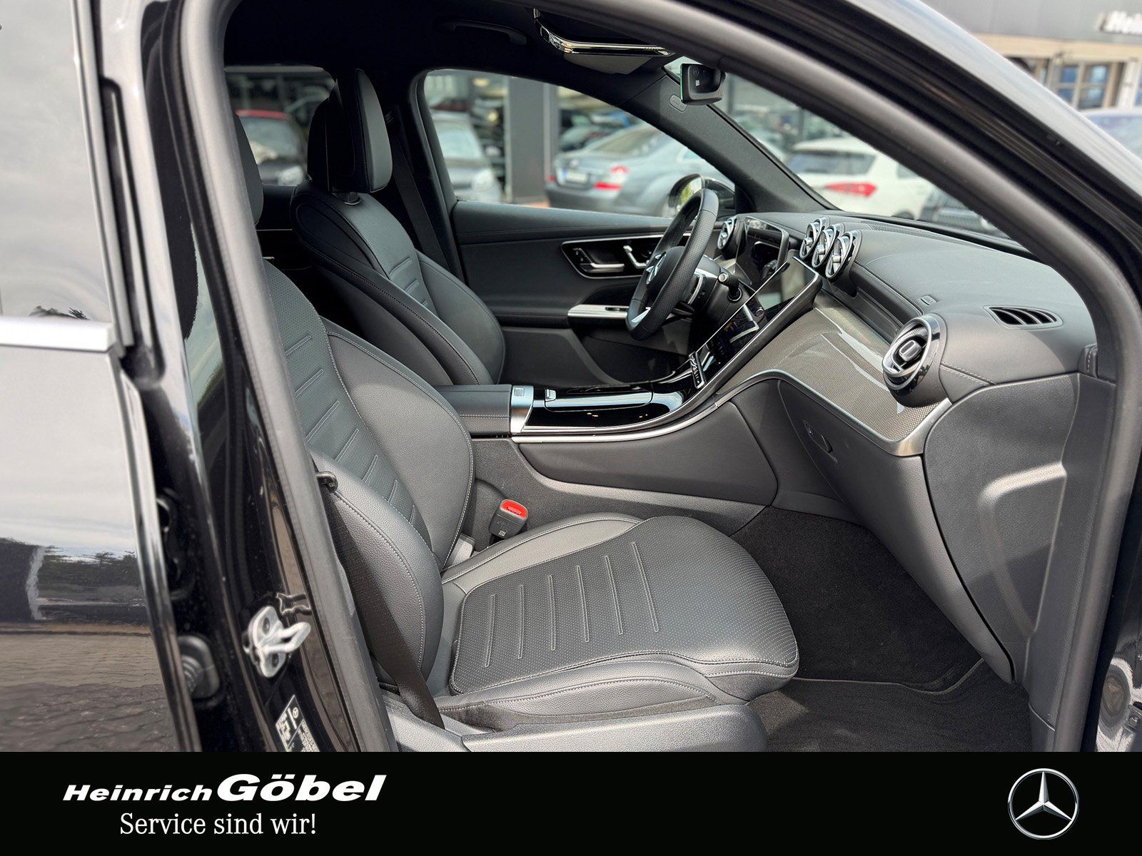 Fahrzeugabbildung Mercedes-Benz GLC 220 d Edition AMG Line, AHK