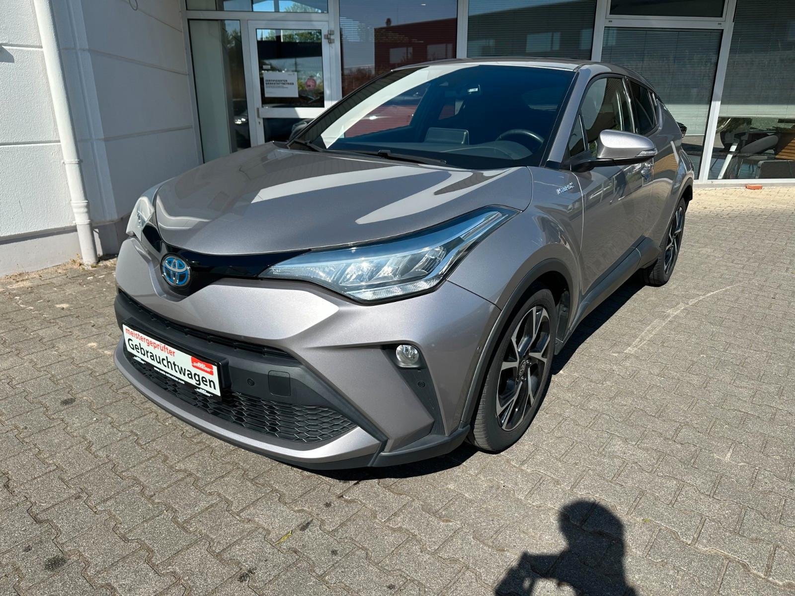 Toyota C-HR Hybrid Team D