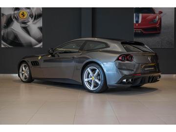 صورة 4 لـ 2018 Ferrari GTC4LUSSO