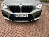 BMW X3 M COMPETITION / VOLL. / LEDER / HUD / PANO. - graue BMW X3 M