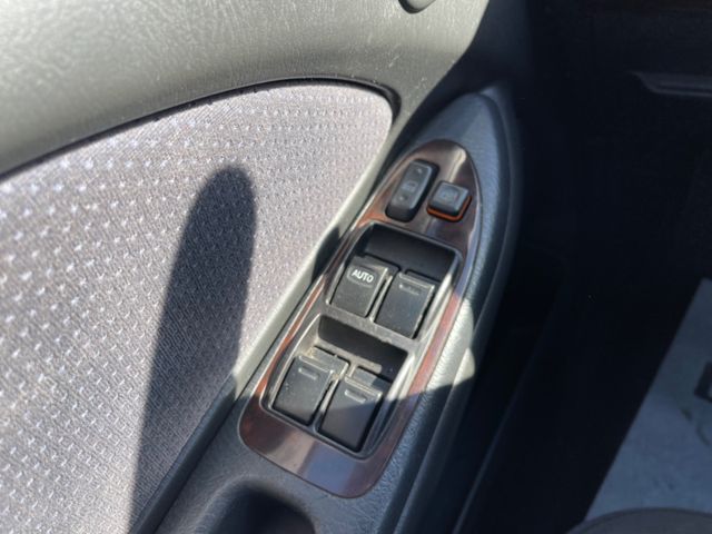 Toyota Avensis  1.8 Linea Sol