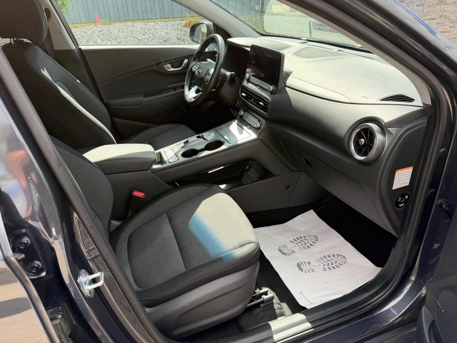Fahrzeugabbildung Hyundai Kona Elektro°64 kWh°AHK°Navi°Kamera°SOH 97%
