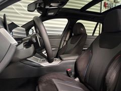Fahrzeugabbildung BMW 320d Touring Sportautomatic -- AHK/Pano/HeadUp