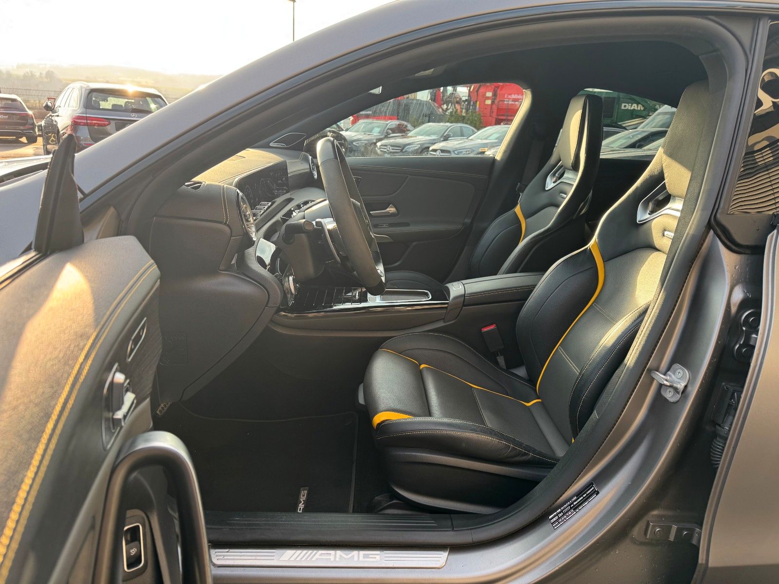 Fahrzeugabbildung Mercedes-Benz CLA 45 AMG S 4M Aero+Burm+PerfSitz+MultiB+Memory