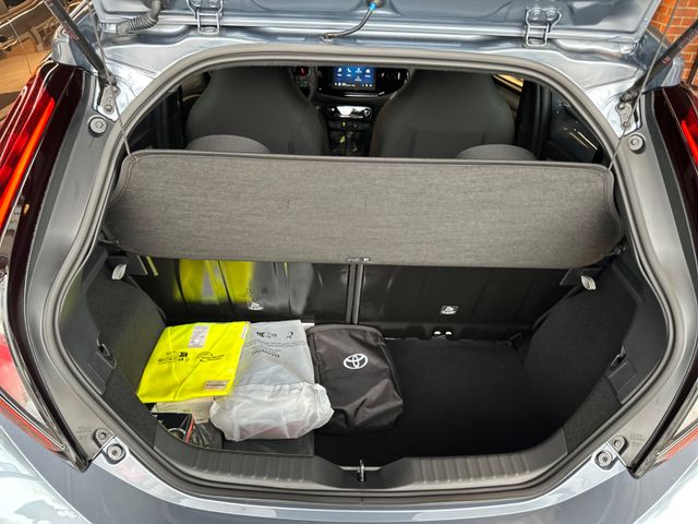 Toyota Aygo X Hybrid Active *Business-Paket*