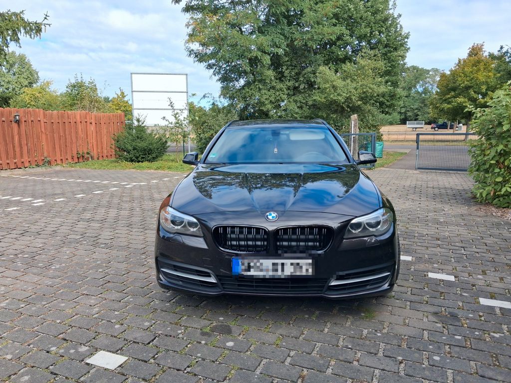 Image of BMW 530