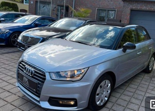 AUDI A1 1.0 TFSI ultra S tronic design Sportback ...