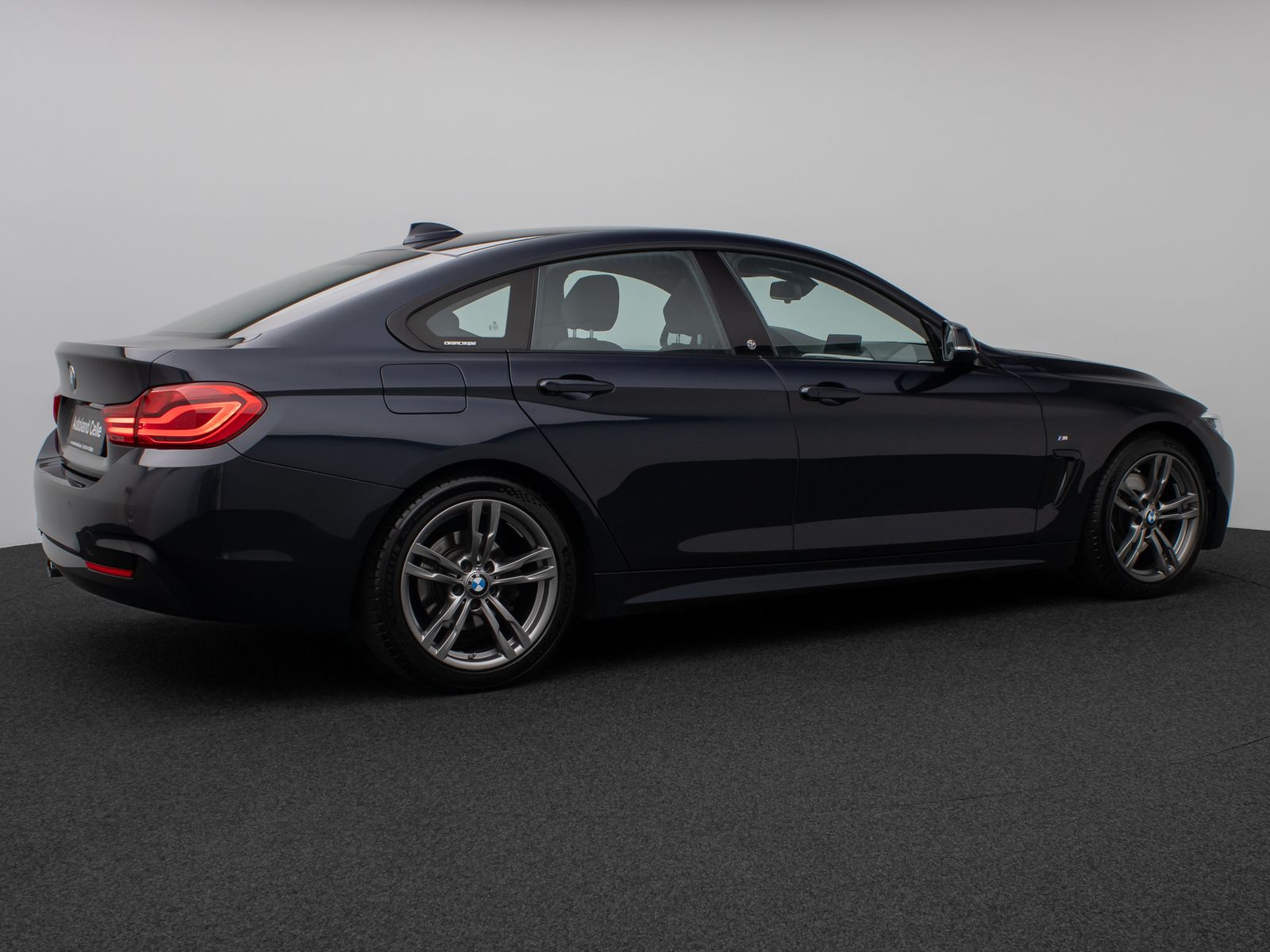 Fahrzeugabbildung BMW 430 Gran Coupé M Sport Glasdach Kamera HUD HiFi
