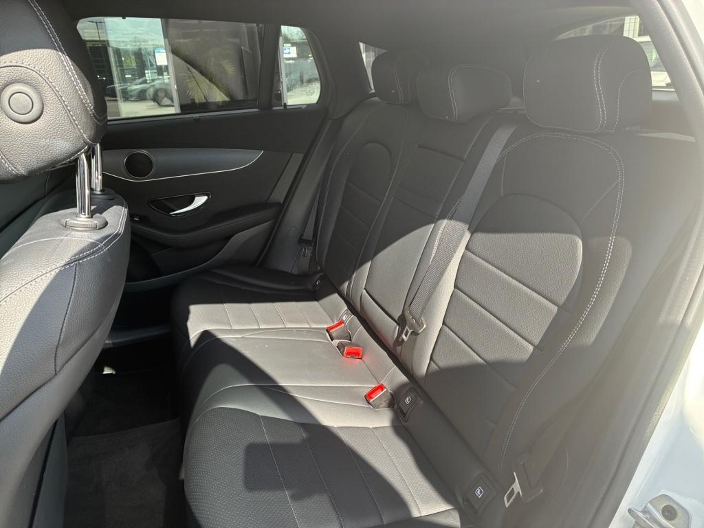 Mercedes-Benz EQC 400 4M AMBIENTE+HEAD-UP+KAMERA+MBEAM+CARPLAY