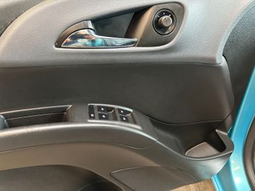 Opel Meriva B *NAVI*TEMPO*1-HAND*VOLL-LEDER*2-Zonen*