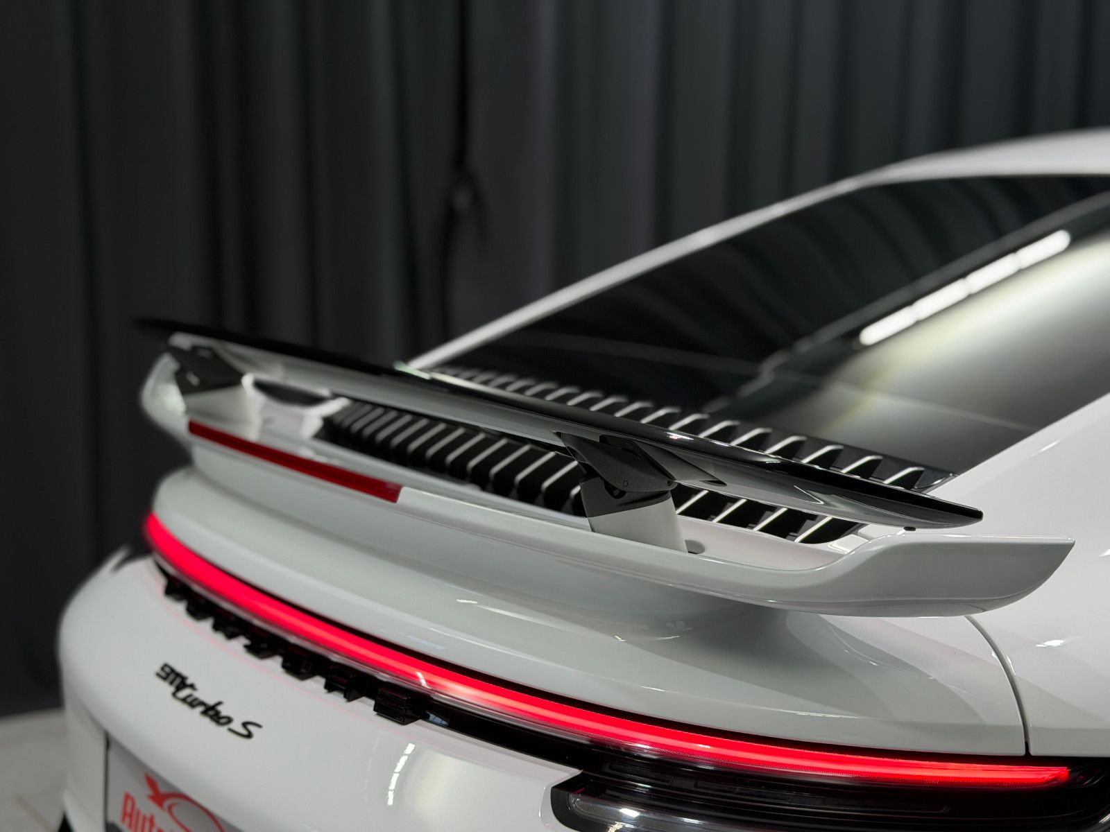 Fahrzeugabbildung Porsche 992 Turbo S|AERO-PAKET|BRABUS|BOSE|ACC|KW