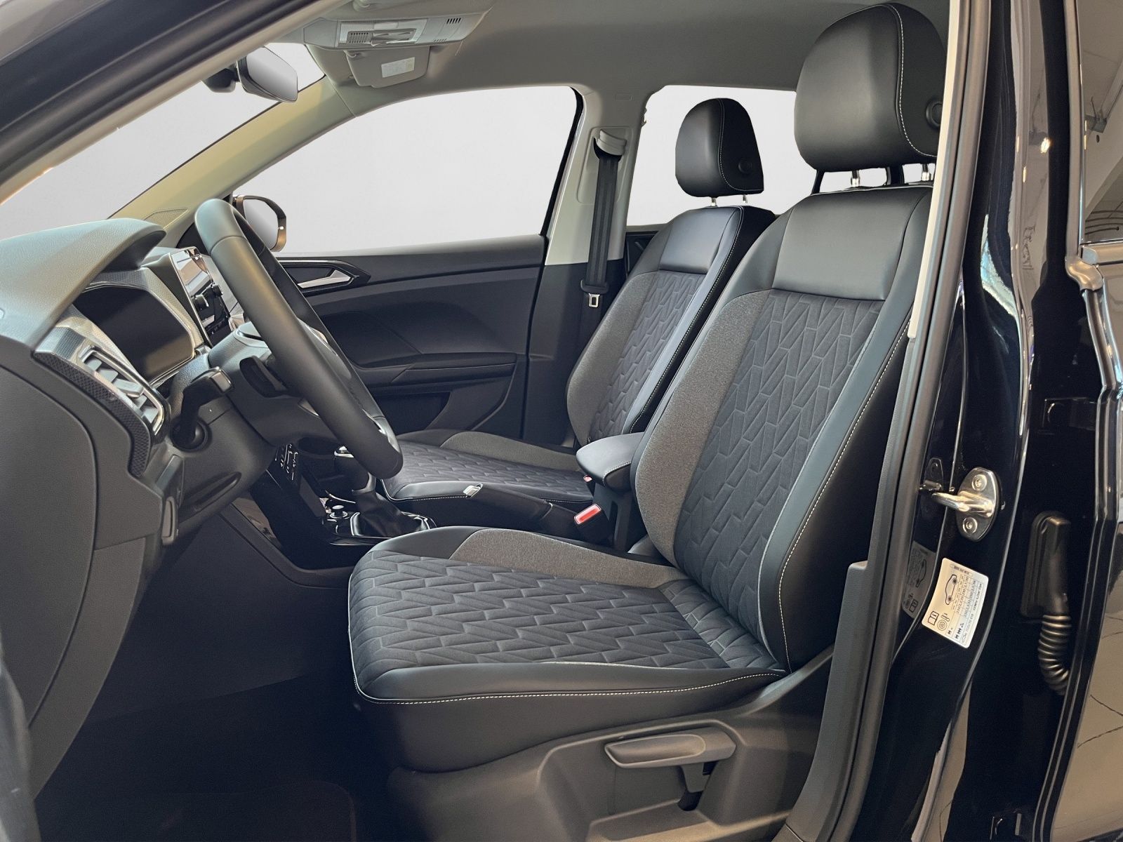 Volkswagen T-Cross - Bild 13