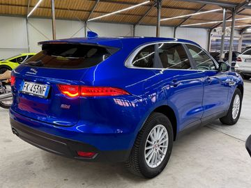 Jaguar F-Pace - 3