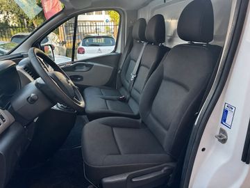 Renault Trafic - 9