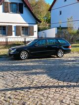 Mercedes-Benz W211  280CDI Kombi T - Mercedes-Benz 280 mit Diesel-Antrieb: Kombi