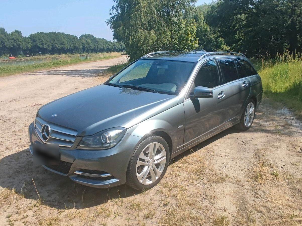 Mercedes-Benz C220 2011 — photo 5