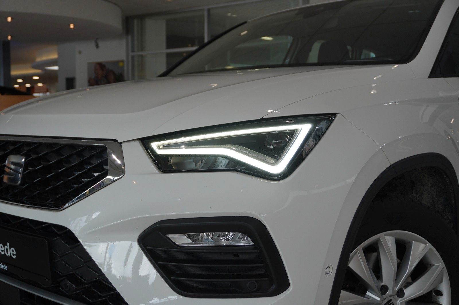 Fahrzeugabbildung SEAT Ateca 2.0 TDI 4DRIVE STYLE NAVI/LED/SH/SPORT/AHK