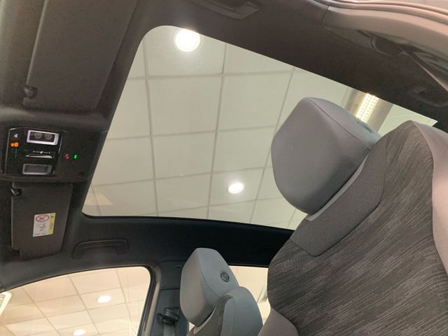 ID.4 PRO PERFORMANCE IQ.LIGHT NAV+PANO+AR-HUD+WP