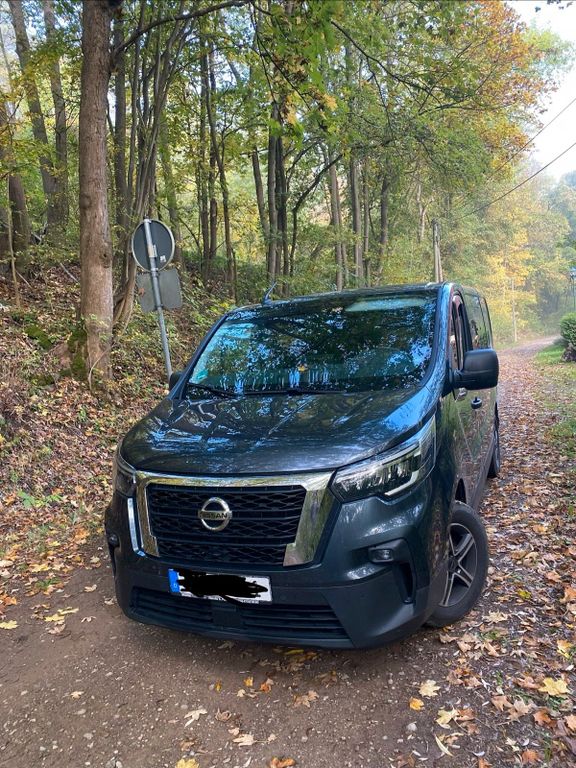 Image of Nissan NV300