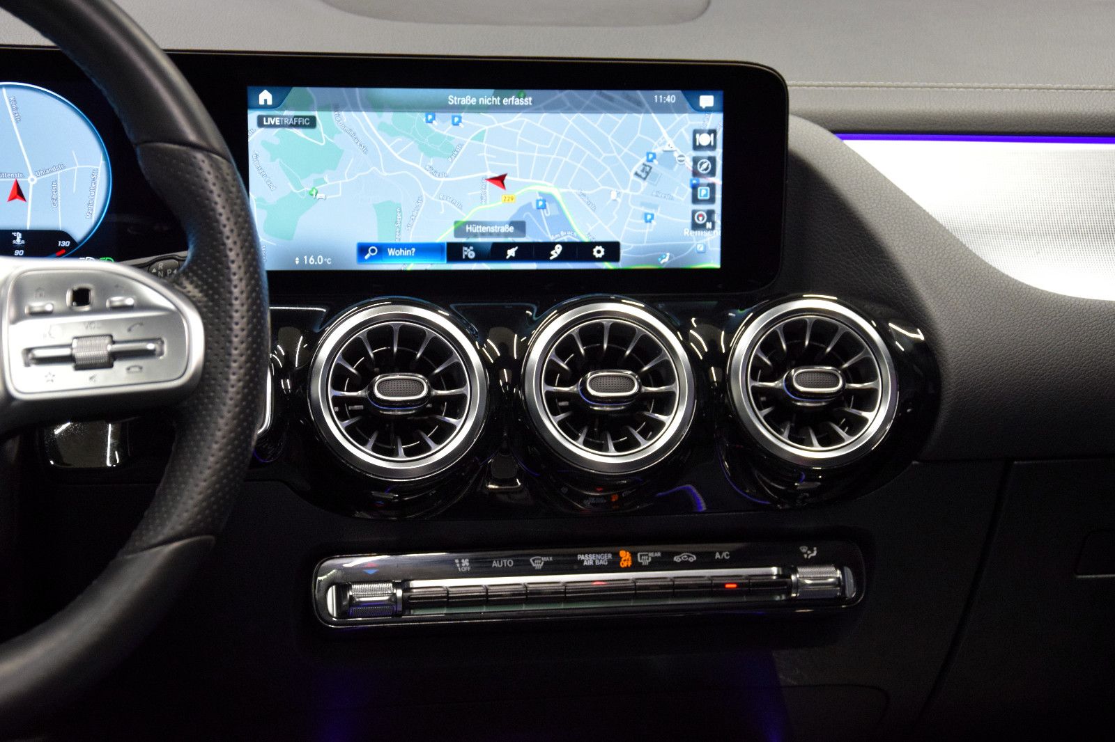 Fahrzeugabbildung Mercedes-Benz B 200 AMG Pano Night LED Kamera Memory Digital