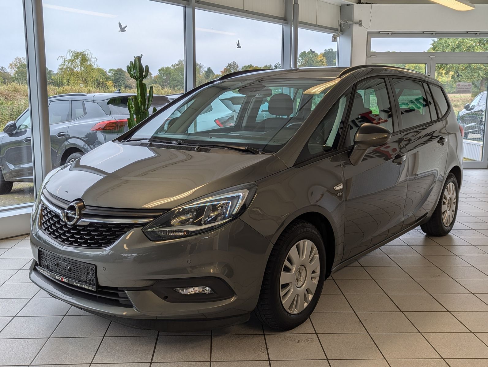 OPEL Zafira 1.4 Turbo 7-Sitze Navi-950 Kamera - Image 3