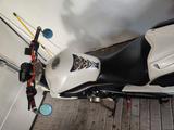 Yamaha XJ6 - YAMAHA 2009 XJ6