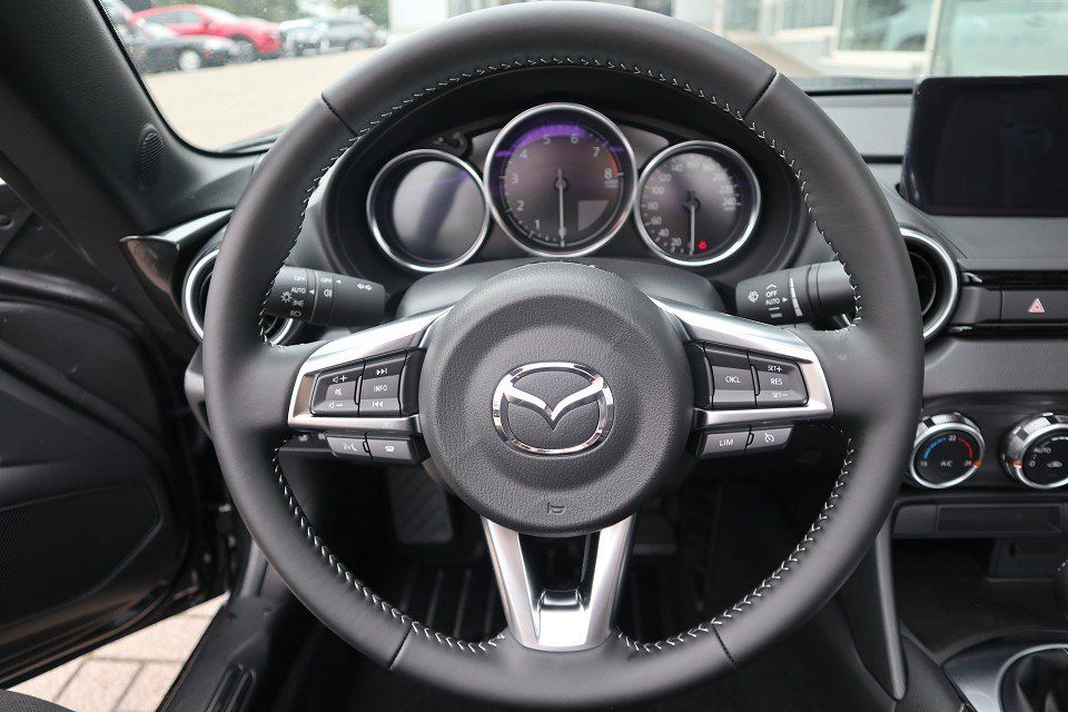 Fahrzeugabbildung Mazda MX-5 2024 Exclusive-Line G-184 *Aktionspreis* LE