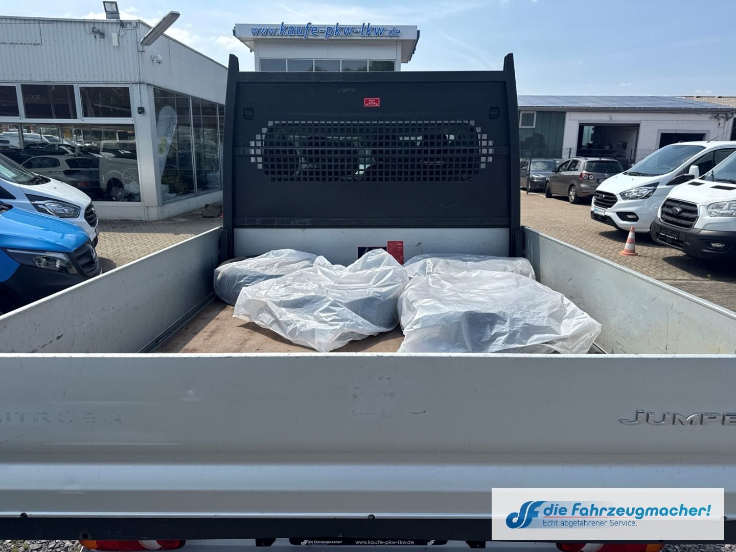 Fahrzeugabbildung Citroën Jumper DoKa Pritsche 35 L4H2 Control Heavy HDi 1