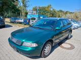 Audi A4 1.6 Avant - TÜV Klima Motor Getriebe Läuft  - Audi A4: Getriebe