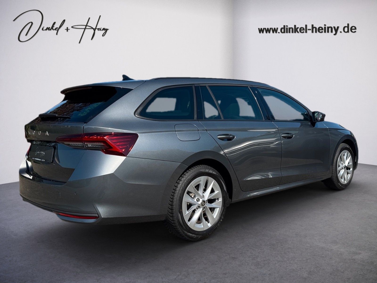 Fahrzeugabbildung SKODA Octavia Combi Selection 1.5 eTSI