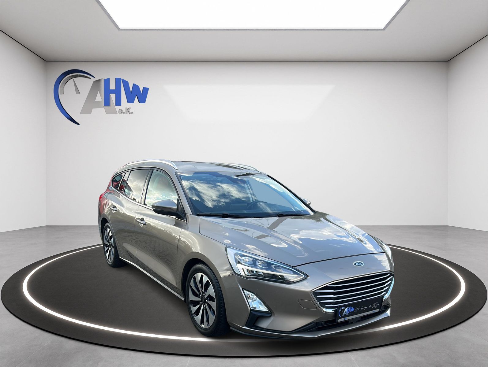 Fahrzeugabbildung Ford Focus 1,5 Turnier Cool & Connect