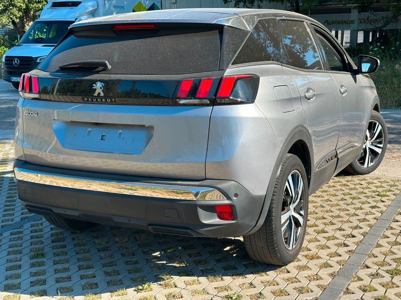 Peugeot 3008 Allure NAVI. KAMERA. PDC. KEYLESS