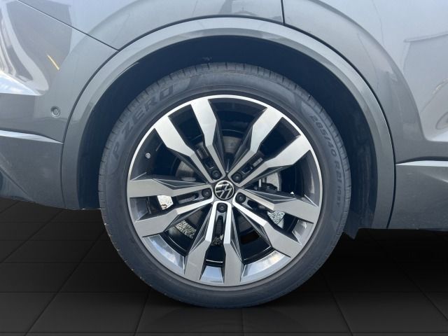 Touareg R-Line 3.0 V6 TDI DSG 4M AHK*Leder*Luft*