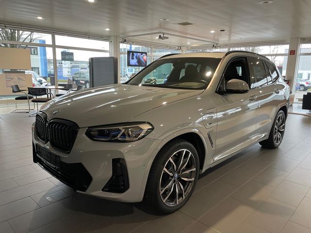 BMW X3 xDrive 30 e*M Sport*Panorama*Head-Up*1.Hand*