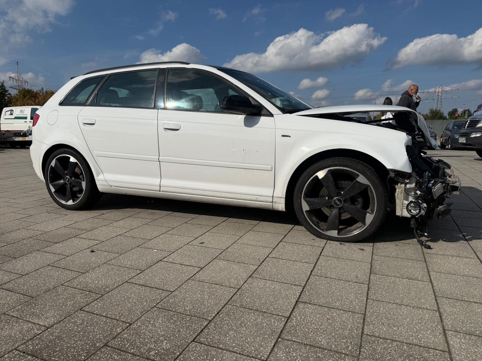 Audi A3 2012 — photo 7