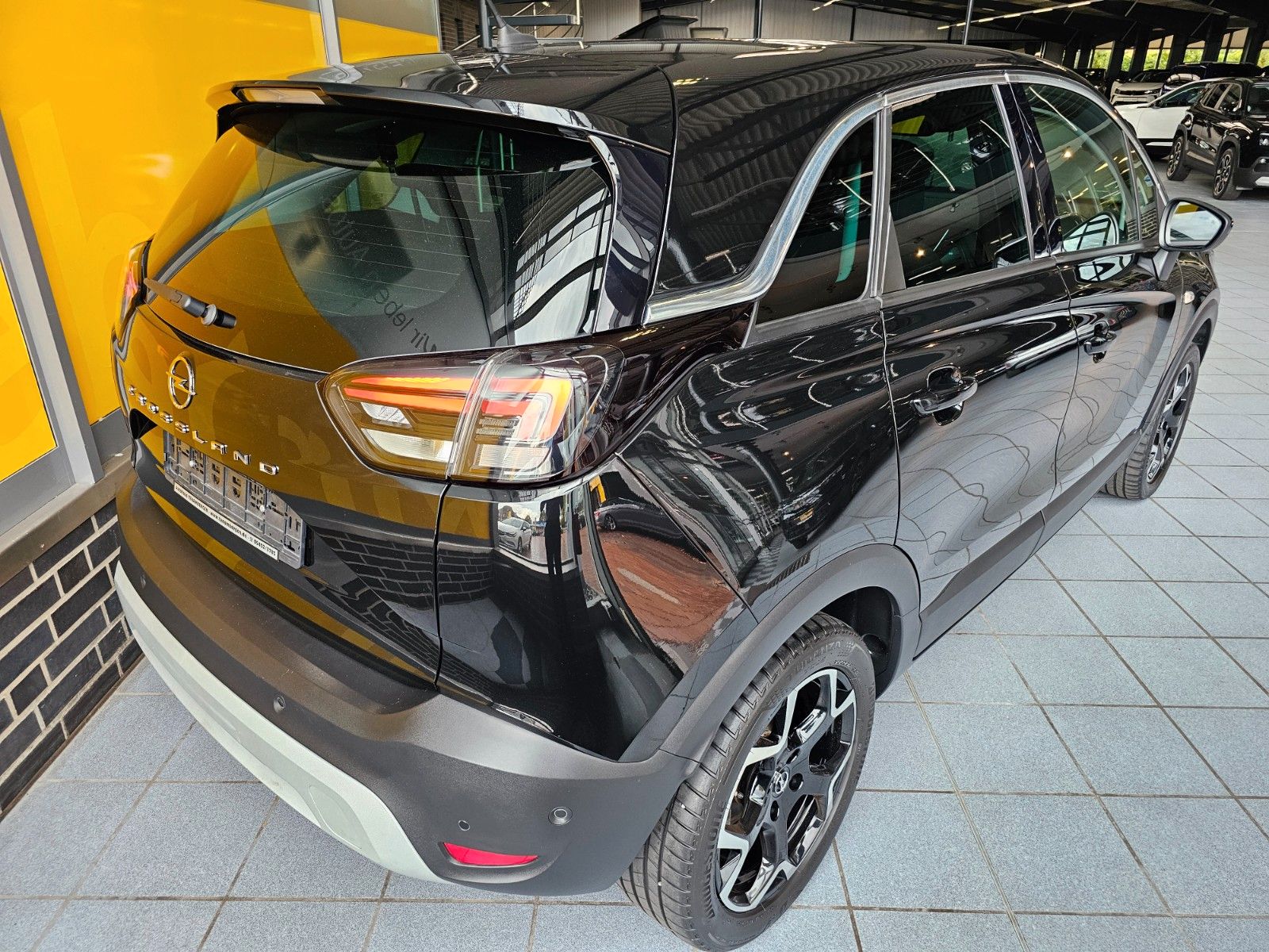 Opel Crossland (X) 1.2 Elegance AT LED Navi AHK imagem 3