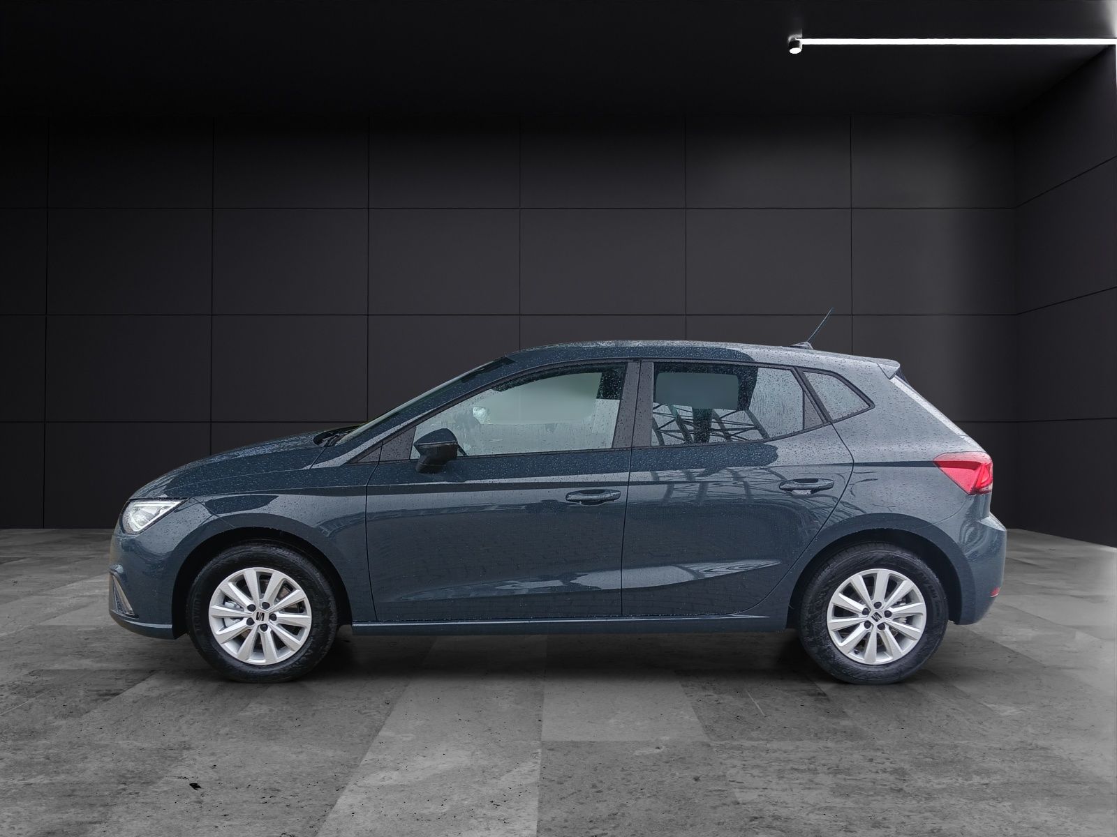 Fahrzeugabbildung SEAT Ibiza TSI Road-Edition LED Navi VC ACC  RFK SH L