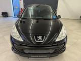 Peugeot 206 + Basis / - Peugeot 206 schwarz Gebrauchtwagen
