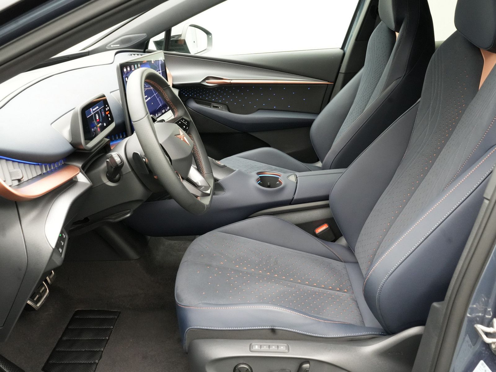 Cupra Tavascan - Bild 12