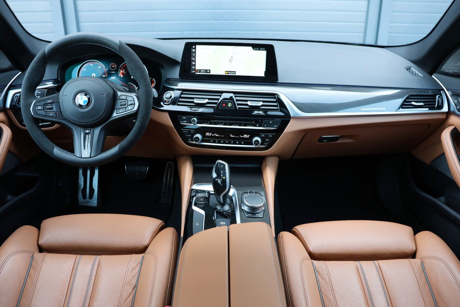 BMW 540i XDRIVE M LASER HUD H&K 4xSHZ TOTW KAMERA 20 foto 23