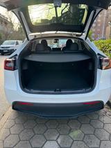 Tesla Model Y Long Range Dual Motor AWD Long Range