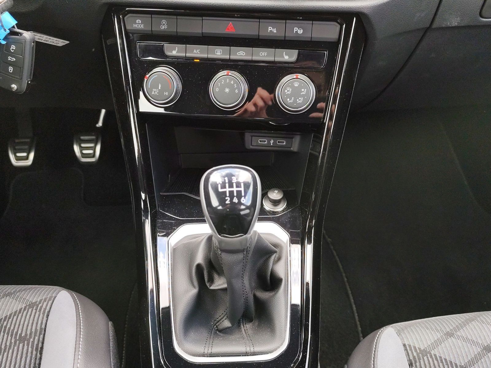 Volkswagen T-Roc - Bild 9