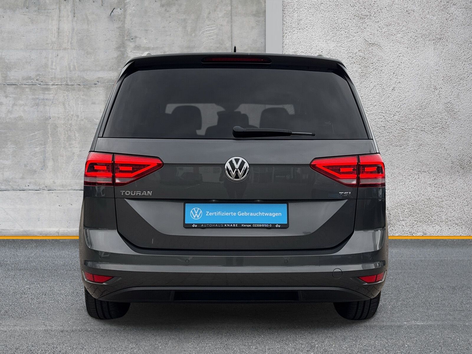 Fahrzeugabbildung Volkswagen Touran 1.2 TSI Sound 7-Sitzer LED APP