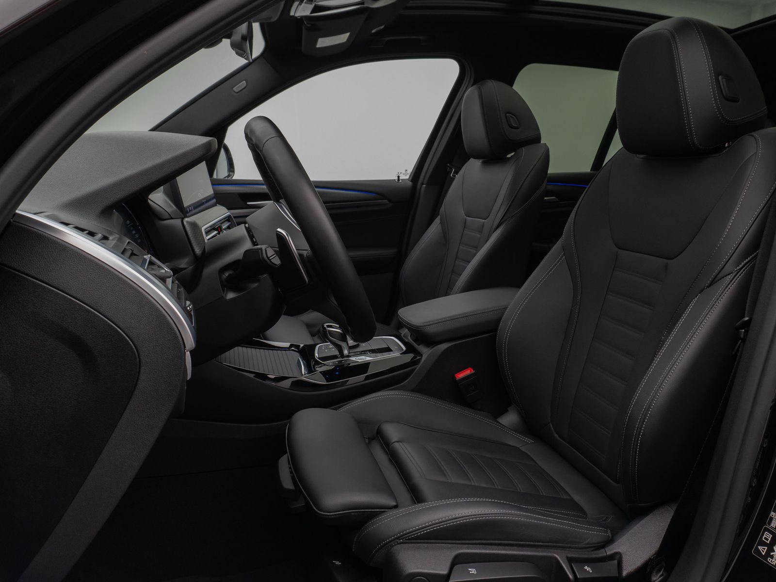 Fahrzeugabbildung BMW X3 xD20i M Sport 360° Laser DAB DispKey Panorama