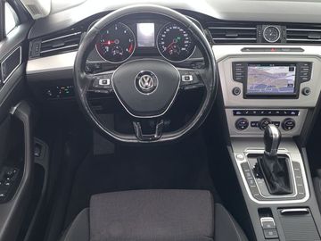 Volkswagen Passat Variant - 9