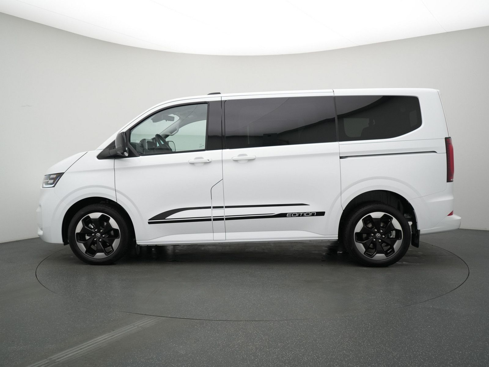 Volkswagen T7 Caravelle - Bild 22