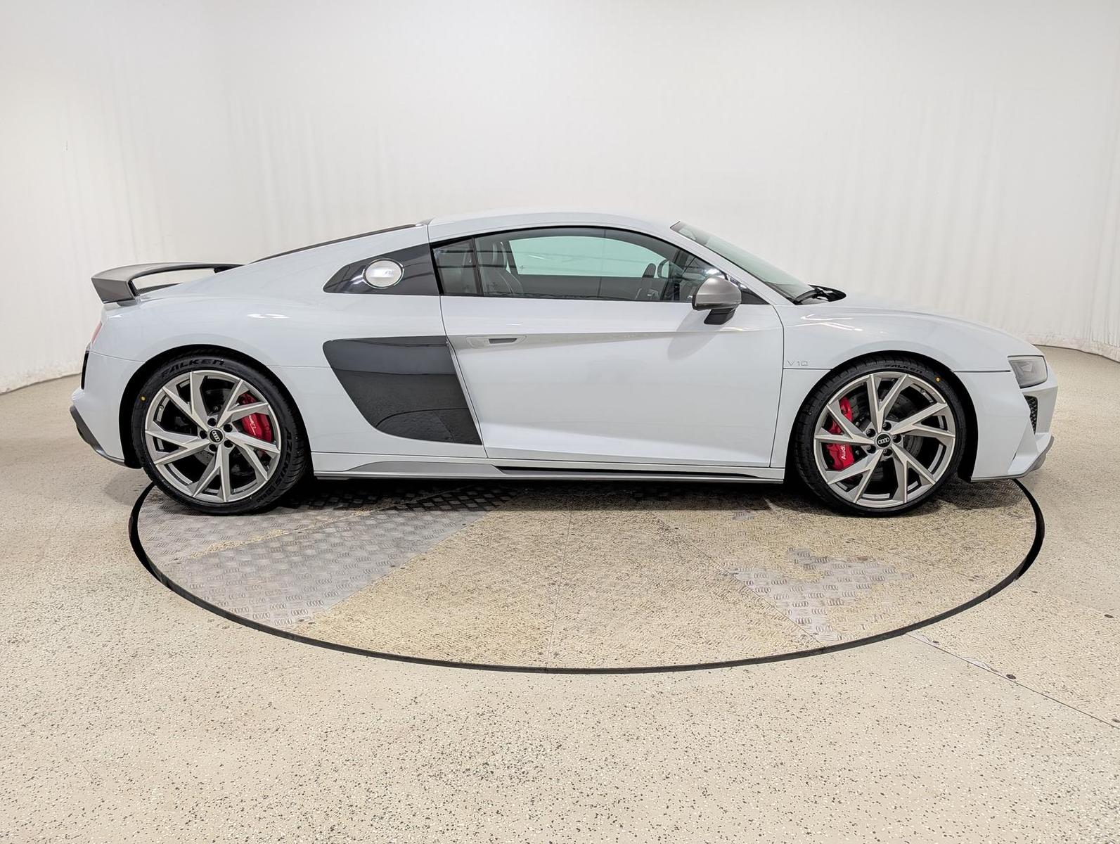 Audi R8 Coupe 5.2 V10 quattro Performance UPE: 234.6€