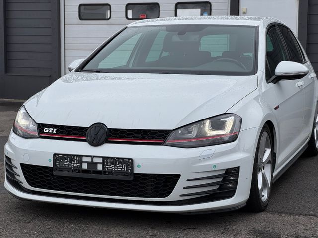 Volkswagen Golf VII Lim. GTI BMT